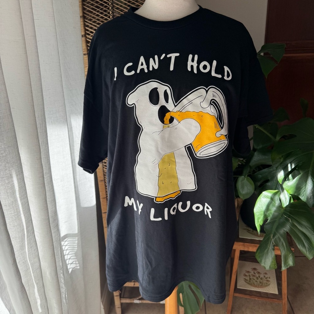 Spirit Halloween I Can’t Hold My Liquor Ghost Beer T-Shirt Men’s XL